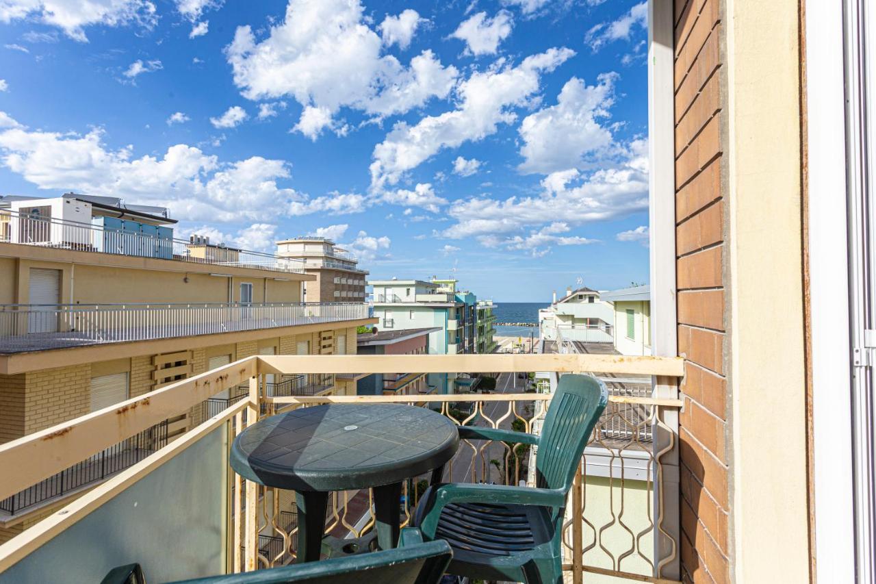Residence & Suites เบลลาเรีย-อีเจอา มารีนา ภายนอก รูปภาพ