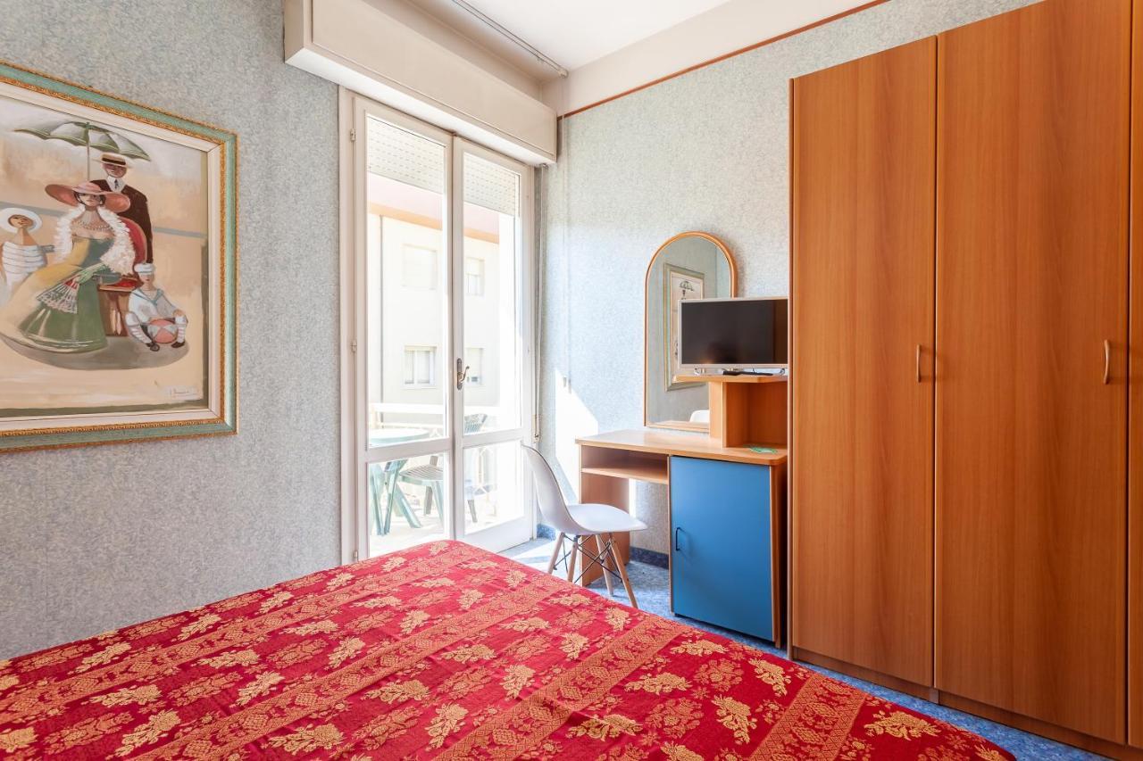 Residence & Suites เบลลาเรีย-อีเจอา มารีนา ภายนอก รูปภาพ