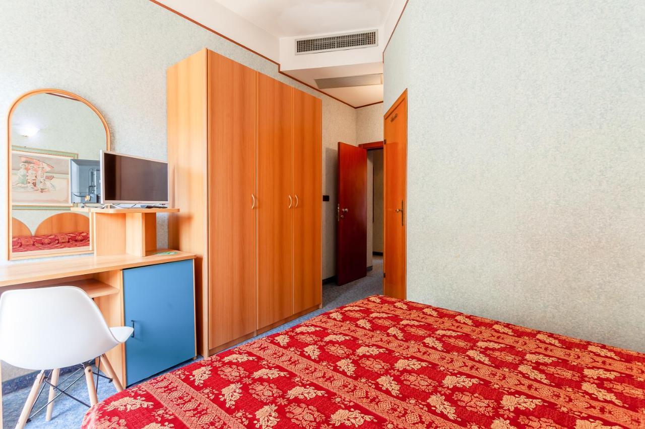Residence & Suites เบลลาเรีย-อีเจอา มารีนา ภายนอก รูปภาพ