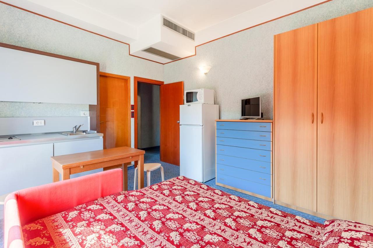 Residence & Suites เบลลาเรีย-อีเจอา มารีนา ภายนอก รูปภาพ