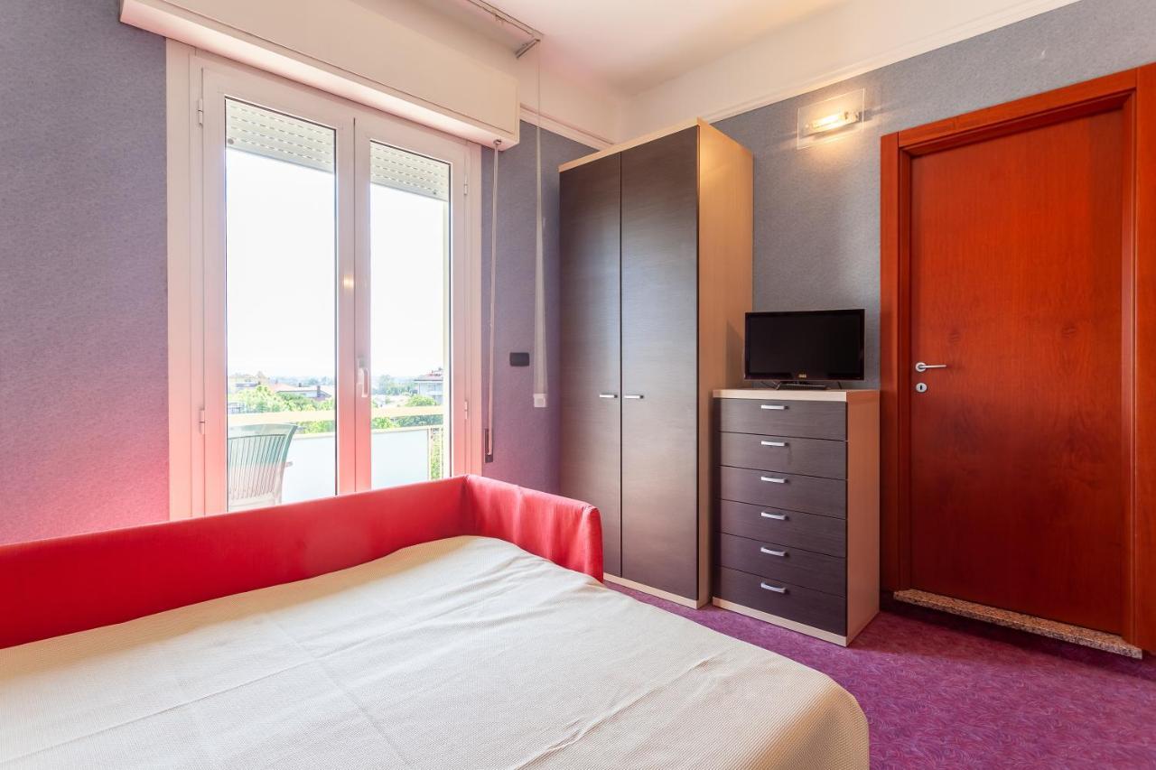 Residence & Suites เบลลาเรีย-อีเจอา มารีนา ภายนอก รูปภาพ