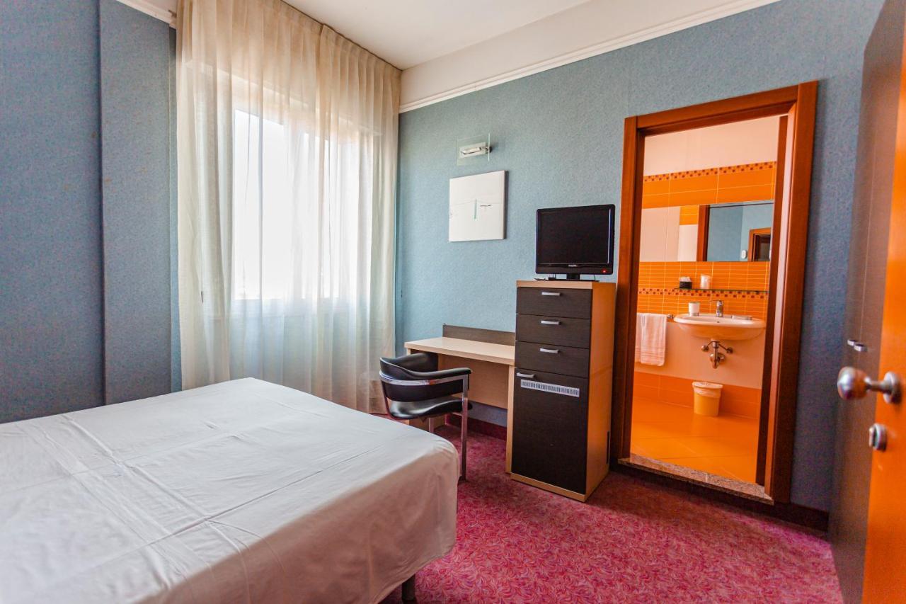 Residence & Suites เบลลาเรีย-อีเจอา มารีนา ภายนอก รูปภาพ
