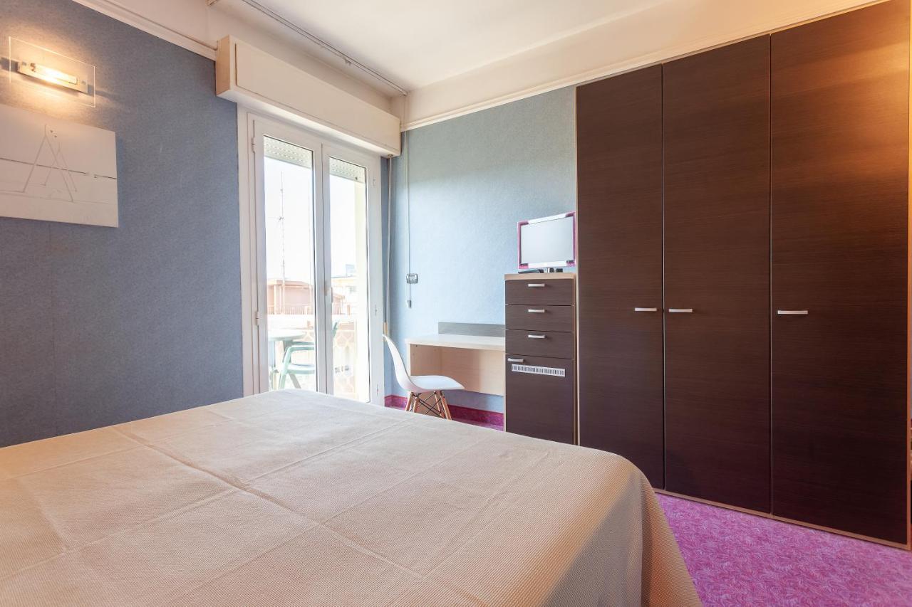 Residence & Suites เบลลาเรีย-อีเจอา มารีนา ภายนอก รูปภาพ