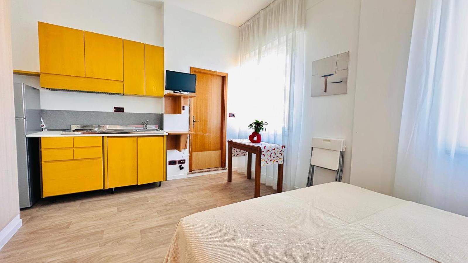 Residence & Suites เบลลาเรีย-อีเจอา มารีนา ภายนอก รูปภาพ